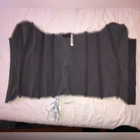 Grey corset - Picture 4 of 6
